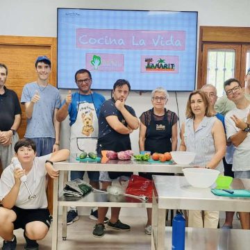 «Cocina la vida» con la Asociación Tamarit